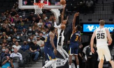 9you娱乐-青岛队横扫马刺，米切尔点燃赛场