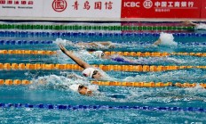 九游娱乐入口-游泳比赛现场观众尖叫不断精彩不断的简单介绍