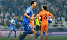 九游娱乐网页-泰达客场大胜申花，破除连败颓势