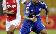 九游娱乐首页-阿贾克斯战术精湛，逆转淘汰对手