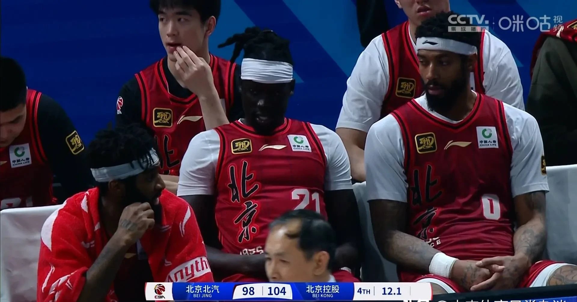 河北男篮遭遇惨败，球员表现出色