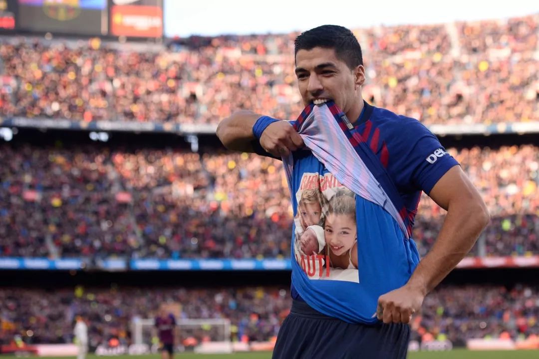 比达尔上演帽子戏法，助塞维利亚取胜的简单介绍