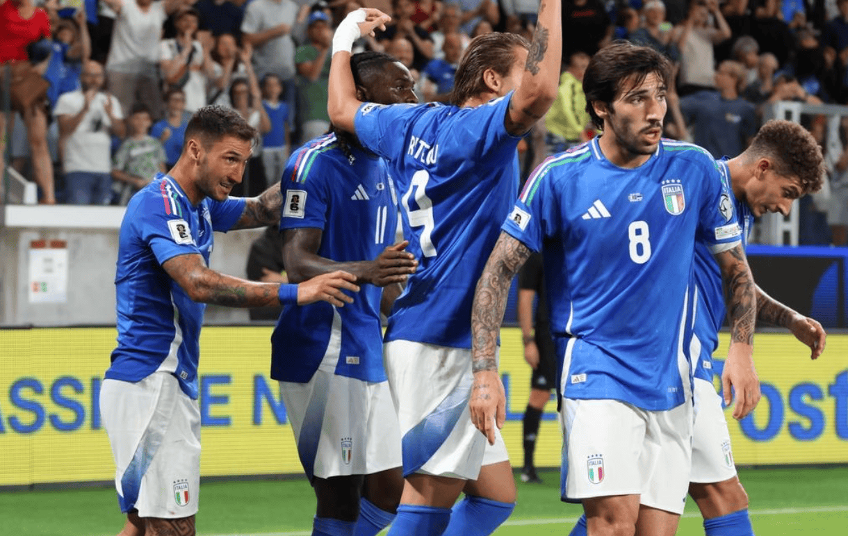 斯洛文尼亚队在欧预赛中追求突破，全力拼搏