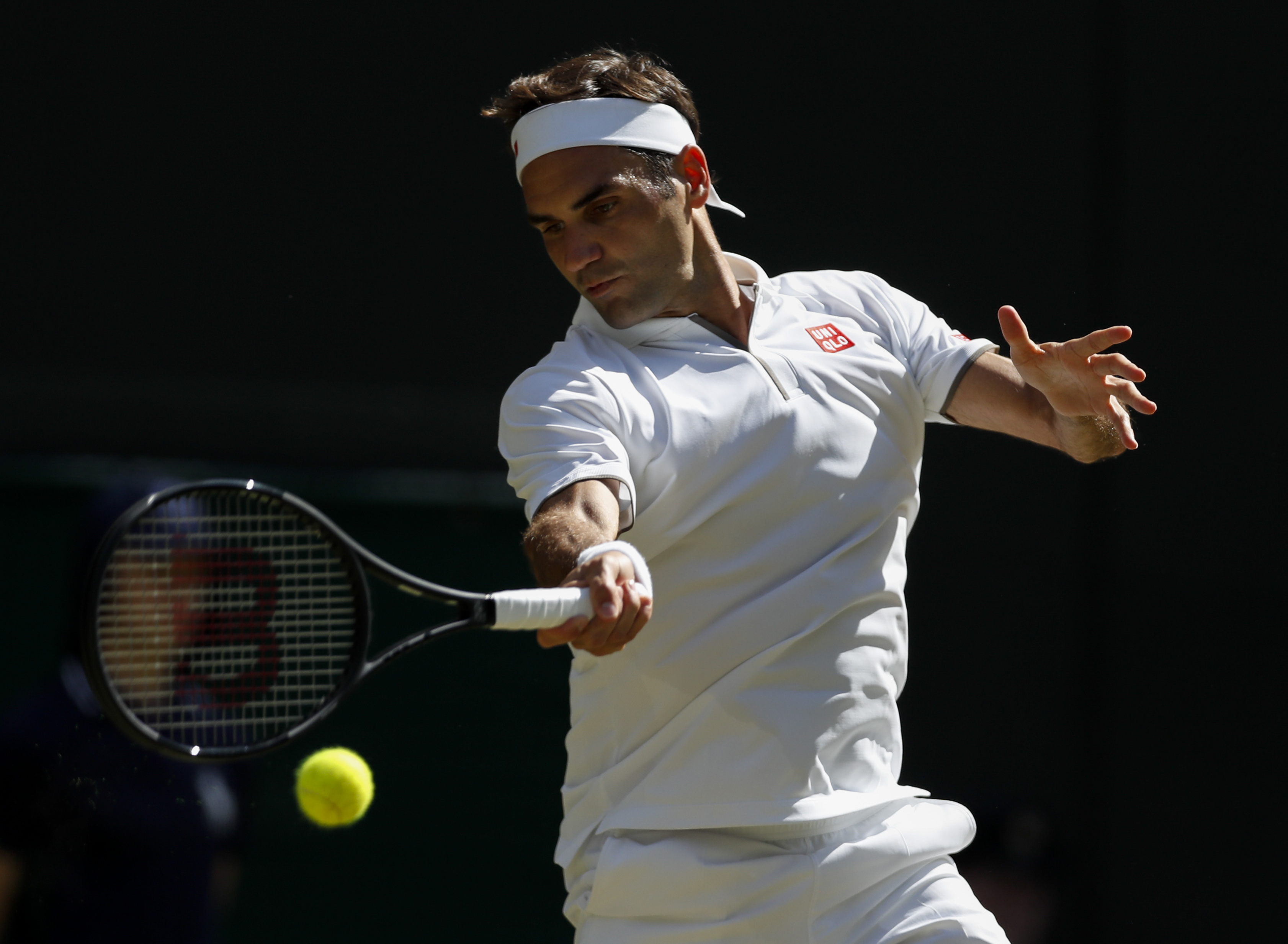 法国网球队翻盘美国网球队，费德勒爆发神勇的简单介绍