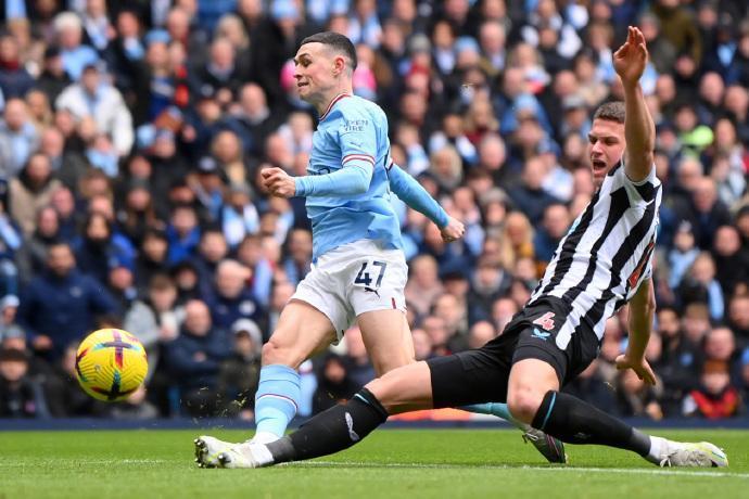 关于曼城碾压丹麦，梅西统治全场的信息