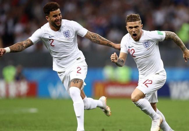 包含韩国羽毛球队逆转英格兰羽毛球队，安赛龙完成帽子戏法的词条