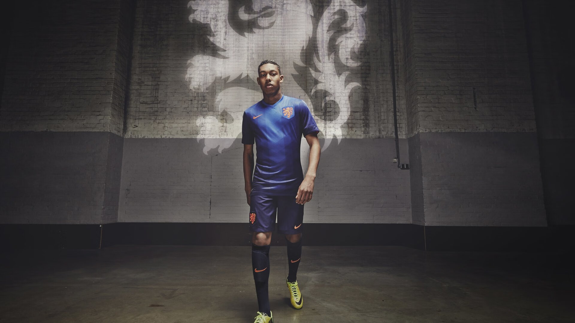 地缘博弈与绿茵传奇,德国封锁沙特背后的足球外交,与若日尼奥的亚平宁中场艺术