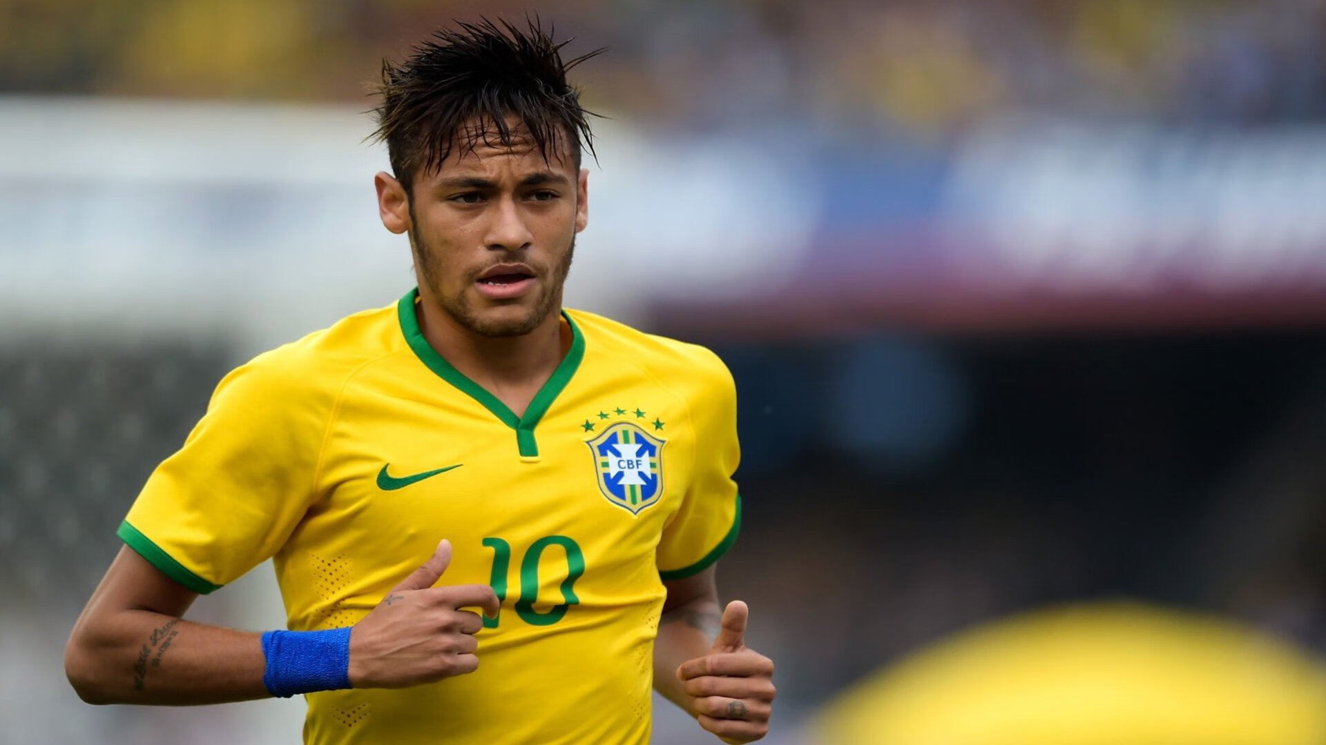 当北欧极光遇上星月利刃，萨内如何成为芬兰对阵土耳其的无解方程式